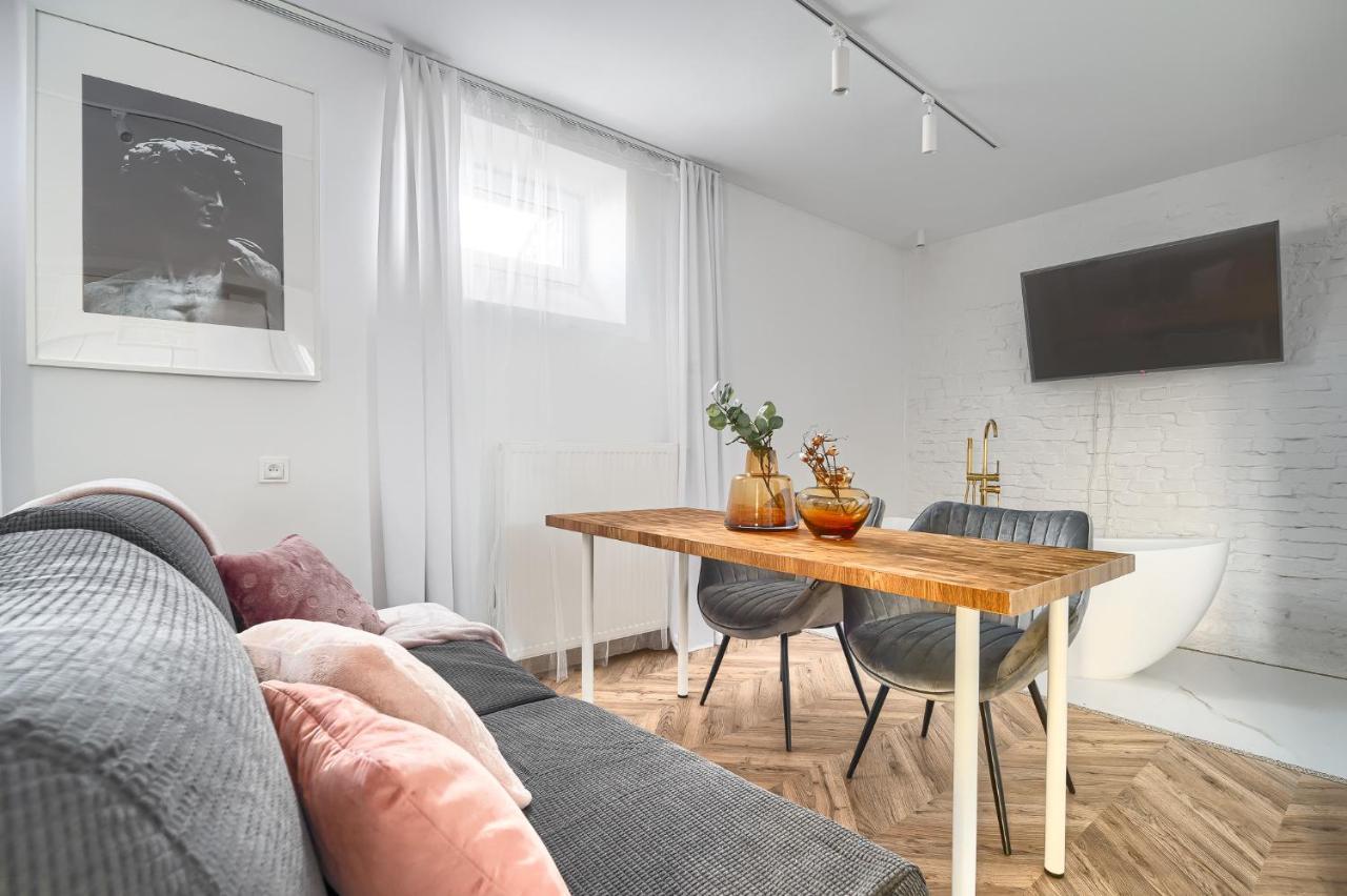 Apartment Munn 1 *